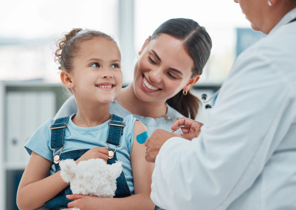 young child who received a flu shot